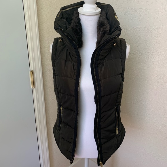 H&M Puffer Vest - Picture 5 of 8
